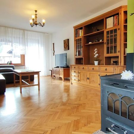 Apartmaji Dora Mojstrana Εξωτερικό φωτογραφία