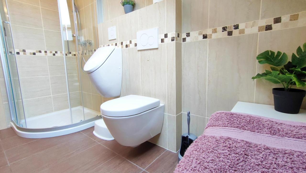 Apartmaji Dora Mojstrana Εξωτερικό φωτογραφία